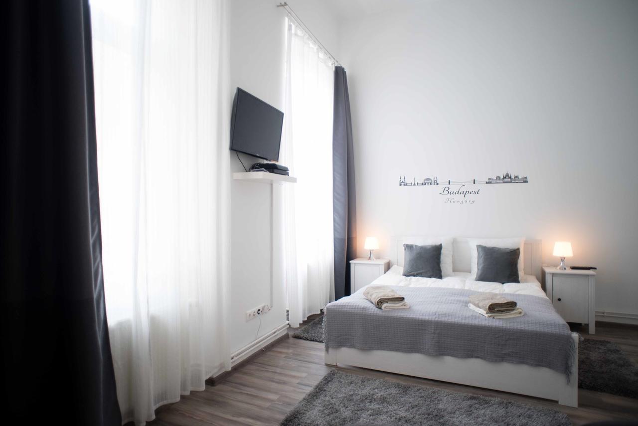 Castle Trees Apartment Budapest Extérieur photo