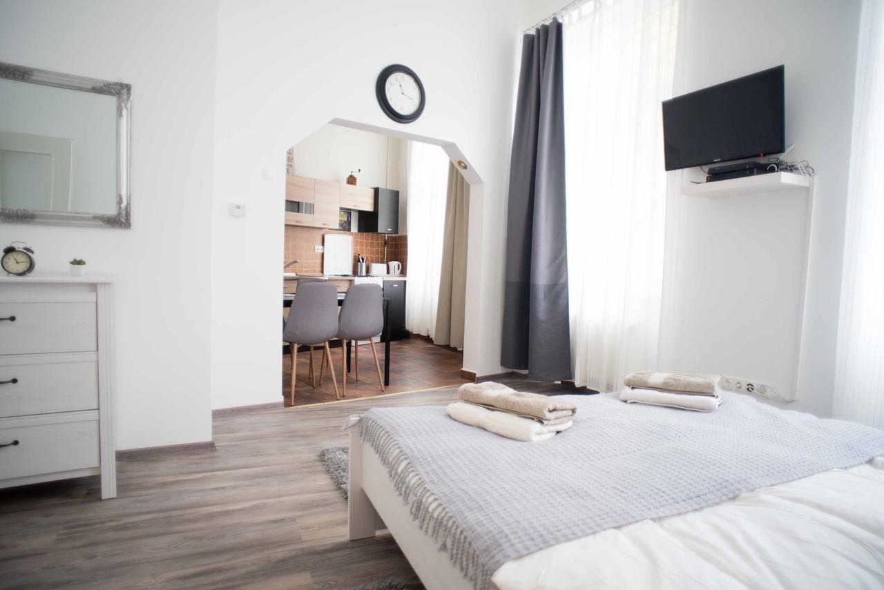 Castle Trees Apartment Budapest Extérieur photo